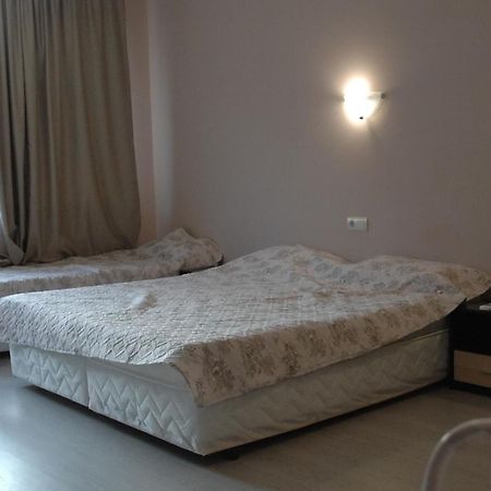 Park Hotel Argo ابزور المظهر الخارجي الصورة