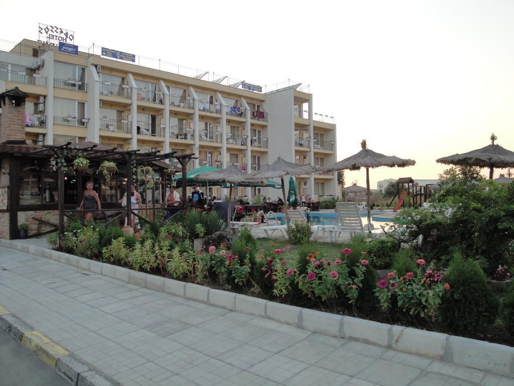 Park Hotel Argo ابزور المظهر الخارجي الصورة