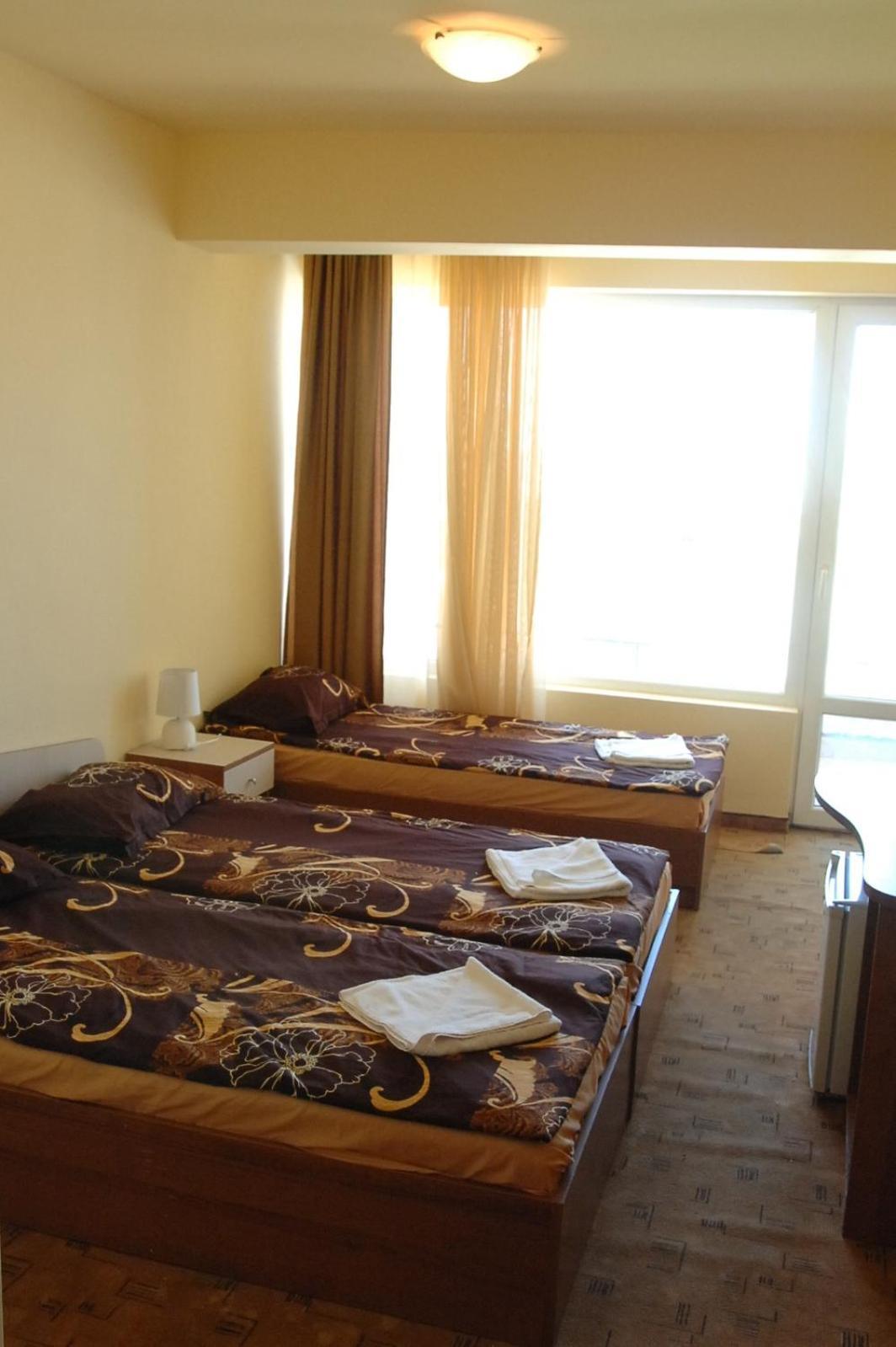 Park Hotel Argo ابزور المظهر الخارجي الصورة