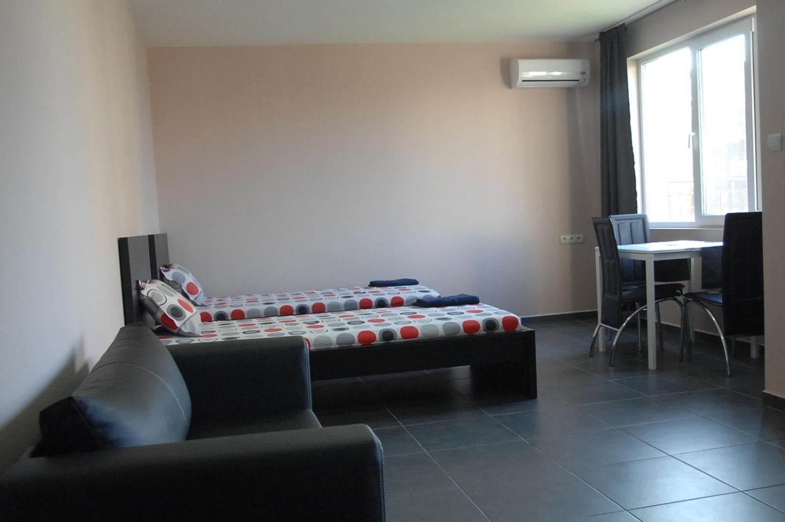 Park Hotel Argo ابزور المظهر الخارجي الصورة