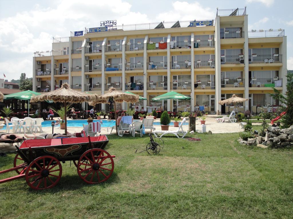 Park Hotel Argo ابزور المظهر الخارجي الصورة