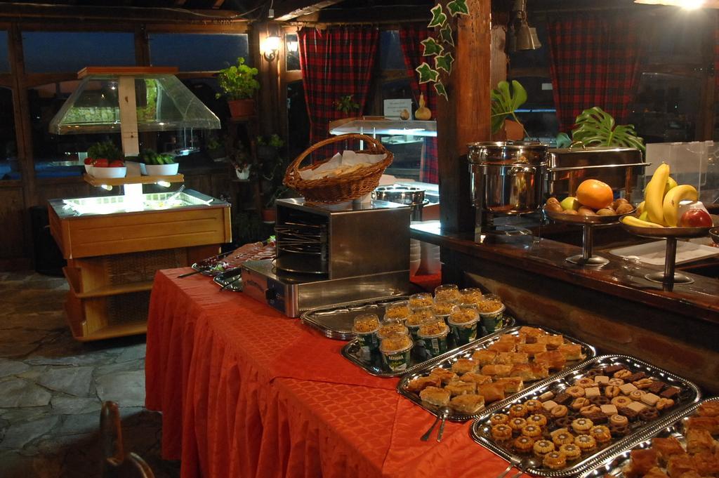 Park Hotel Argo ابزور المظهر الخارجي الصورة